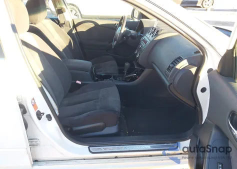 2009 Nissan Altima 2.5 S z USA, uszkodzony, nr VIN 1N4AL21EX9C147462